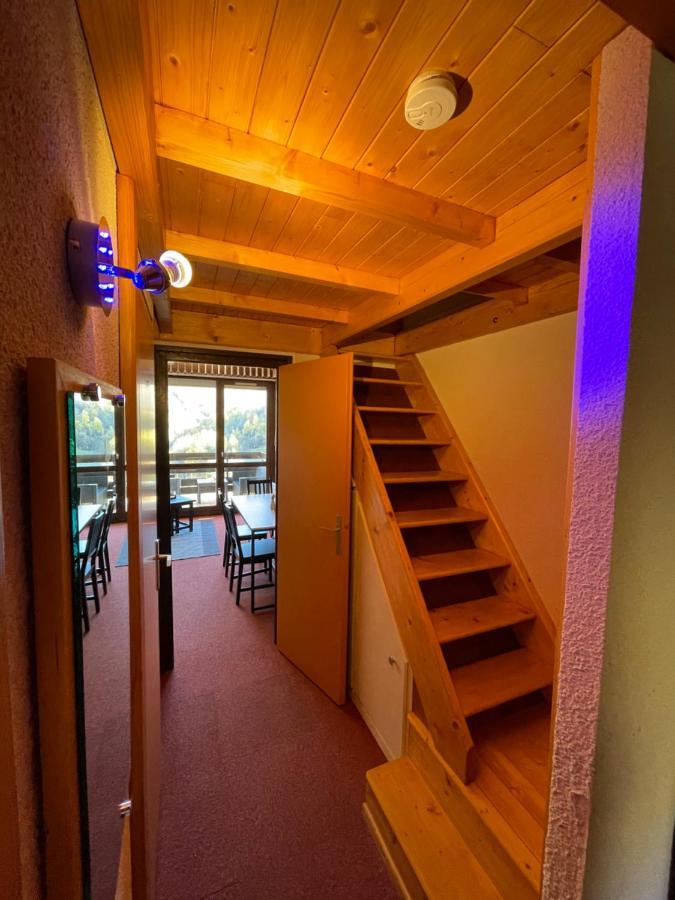 Cosy 6 Personnes Très Bien équipé ,vue Splendide, Terrasse, Spacieux,bien Situé, Randonnées,ski Saint-Sorlin-dʼArves