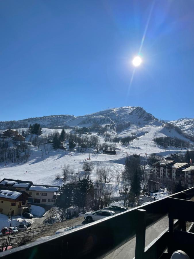 Cosy 6 Personnes Très Bien équipé ,vue Splendide, Terrasse, Spacieux,bien Situé, Randonnées,ski
