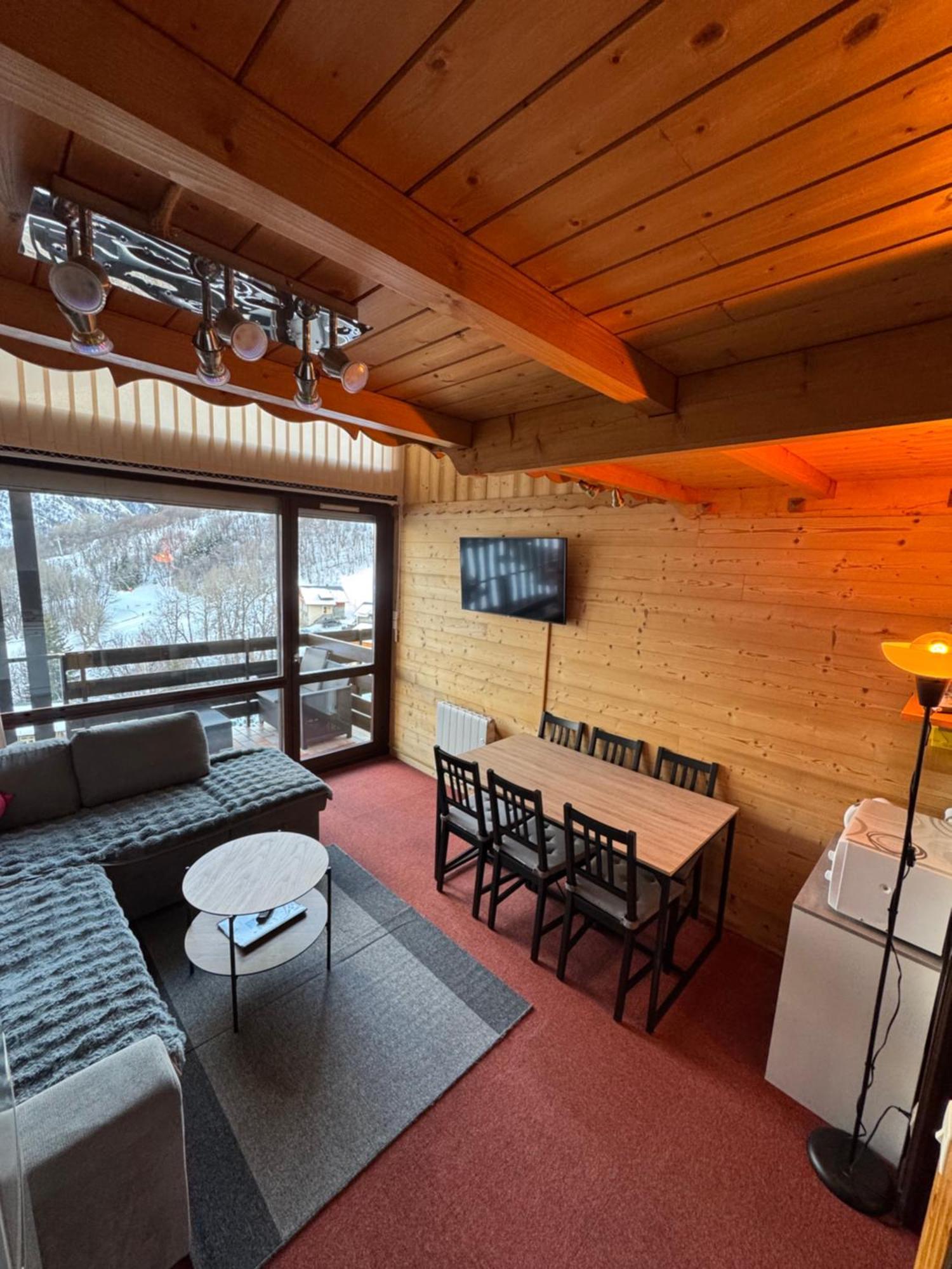 Appartement Cosy 6 Personnes Très Bien équipé ,vue Splendide, Terrasse, Spacieux,bien Situé, Randonnées,ski Saint-Sorlin-dʼArves