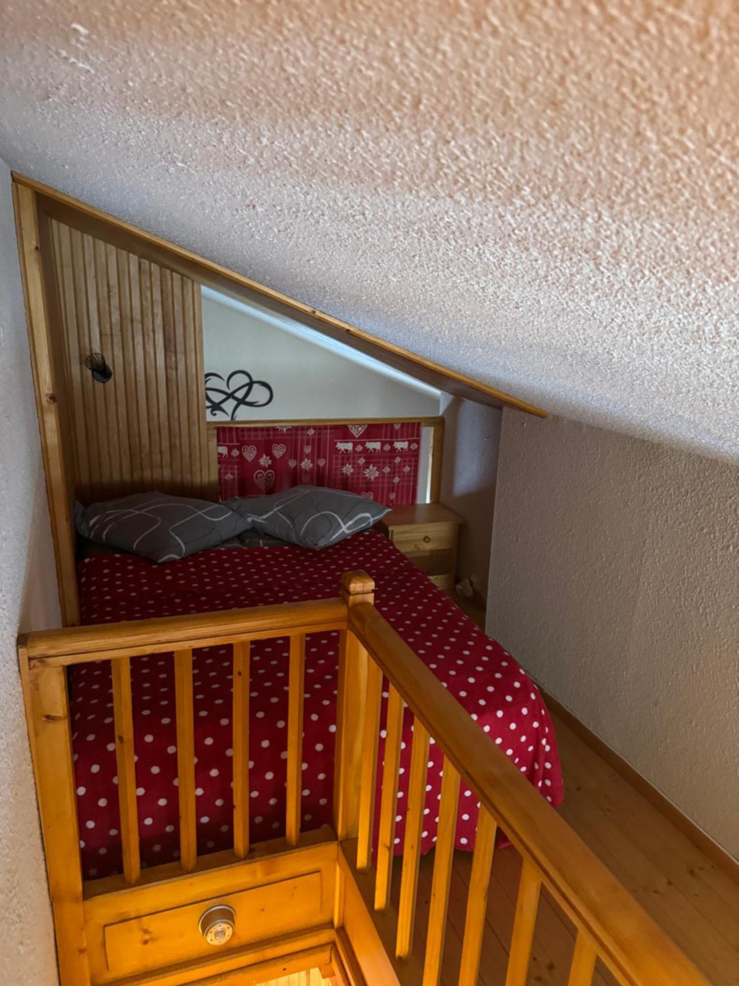 Cosy 6 Personnes Très Bien équipé ,vue Splendide, Terrasse, Spacieux,bien Situé, Randonnées,ski Saint-Sorlin-dʼArves